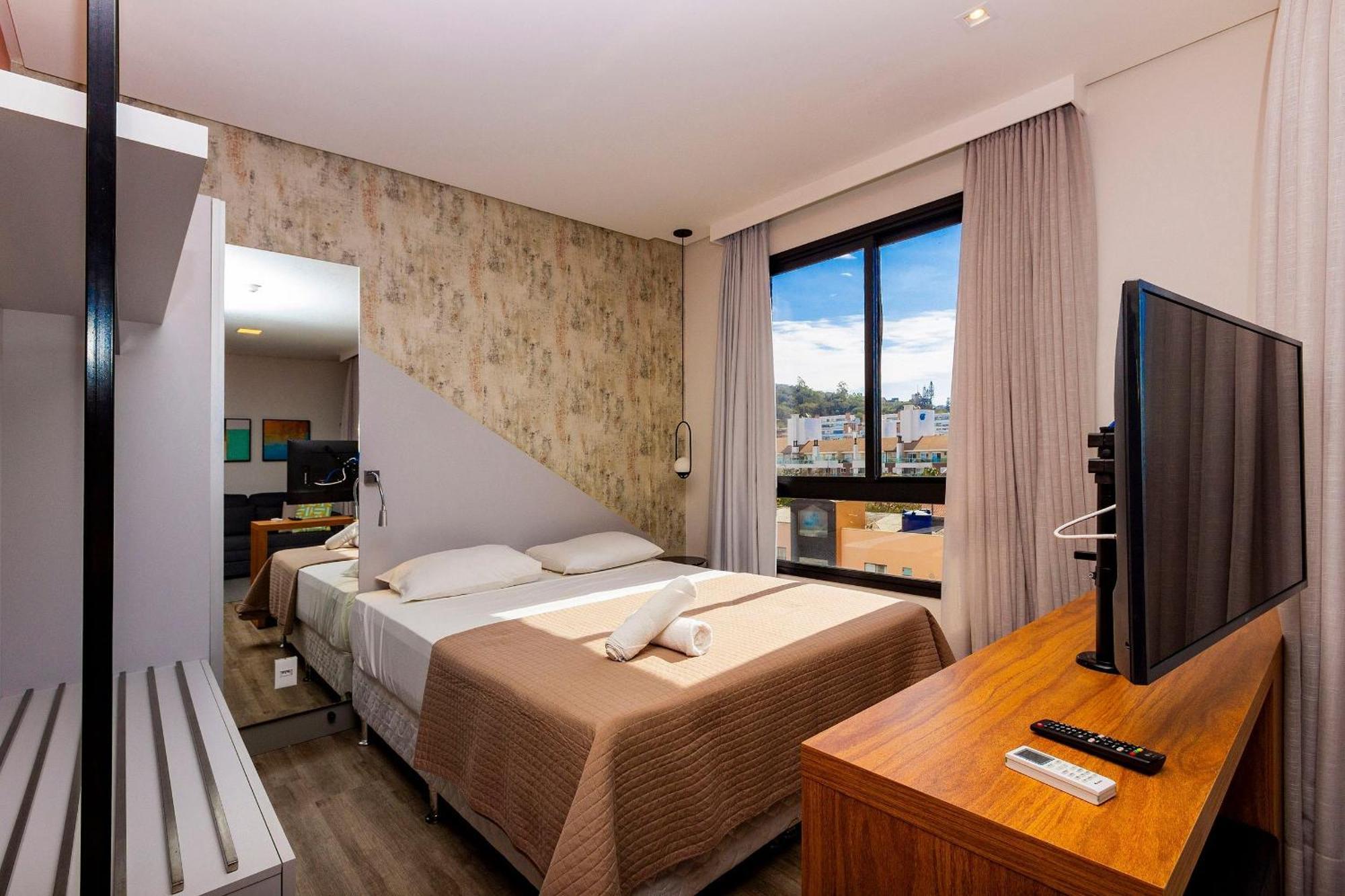 Aion Suites 302 - Lindo Apartamento Com Vista Para O Mar, A 60M Da Praia De Bombinhas, Com Piscina E Academia No Rooftop. Εξωτερικό φωτογραφία