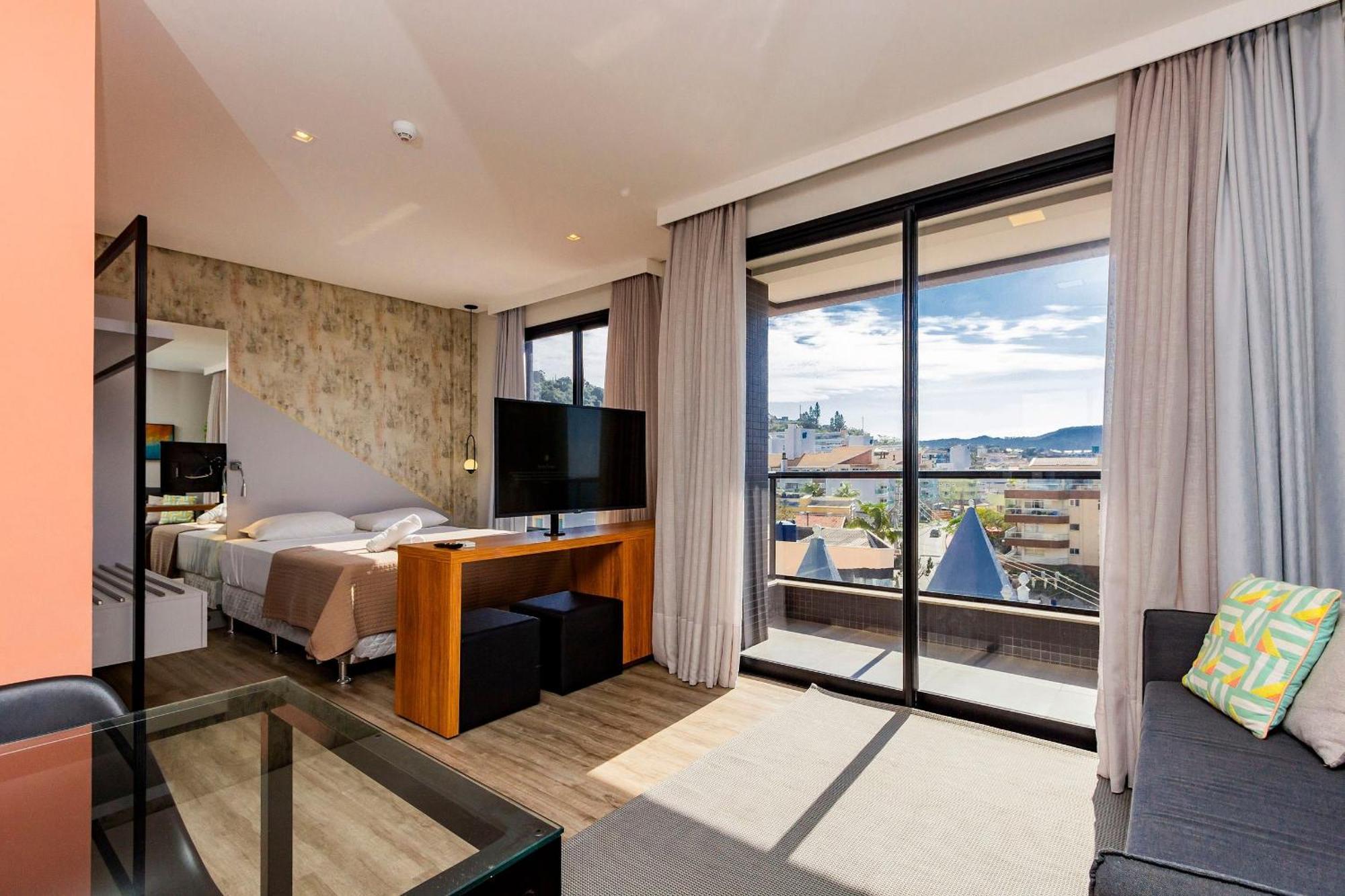 Aion Suites 302 - Lindo Apartamento Com Vista Para O Mar, A 60M Da Praia De Bombinhas, Com Piscina E Academia No Rooftop. Εξωτερικό φωτογραφία